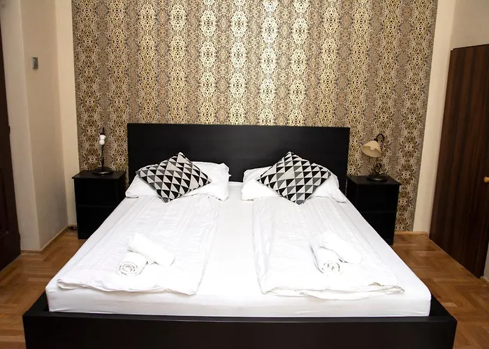 Andrassy Chic 招待所 3*
