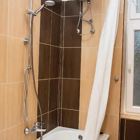 Andrassy Chic 3*