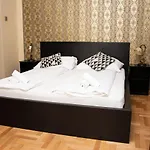 Andrassy Chic Konukevi